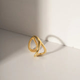 Jackie Twist Ring i Guld
