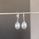 Élise Baroque Pearl Earrings