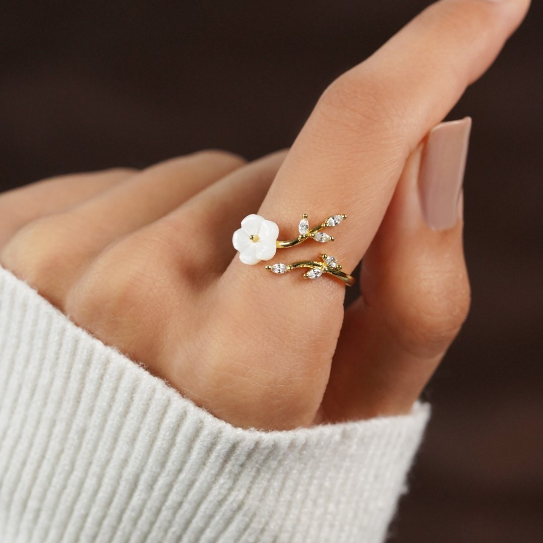 Flora White Ring